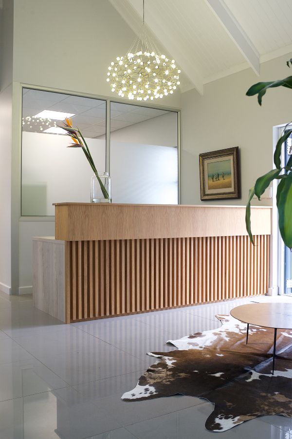 verticor-timber-reception-commercial-interior-designer-oooh-interiors